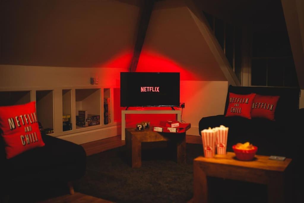 Games And Movies Lounge 7 Bed City Centre Apartment Newcastle upon Tyne Exteriér fotografie
