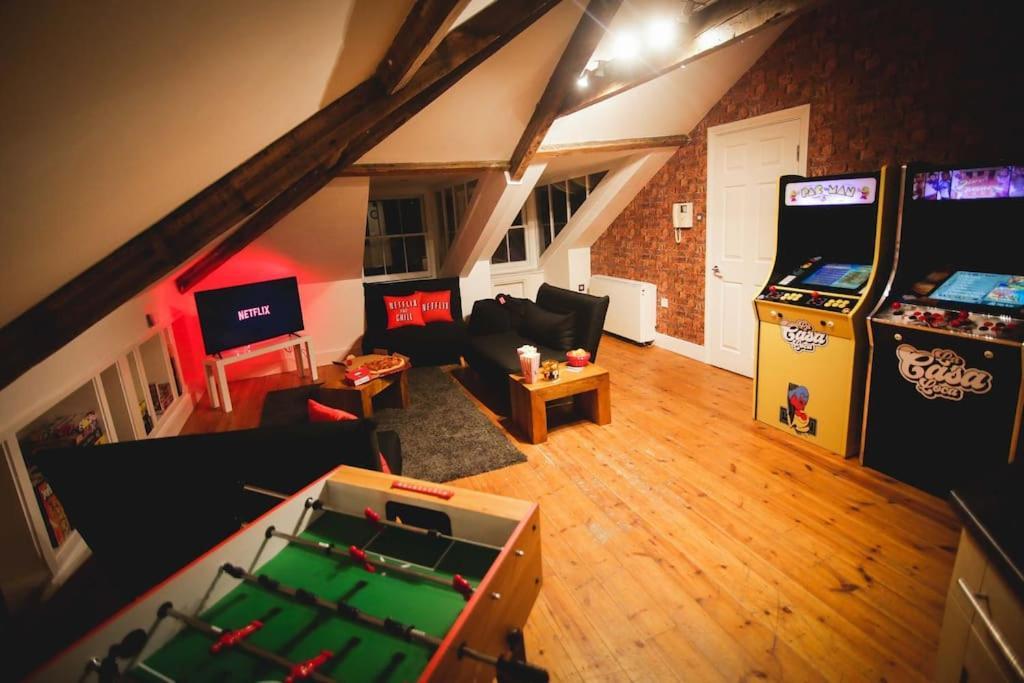 Games And Movies Lounge 7 Bed City Centre Apartment Newcastle upon Tyne Exteriér fotografie