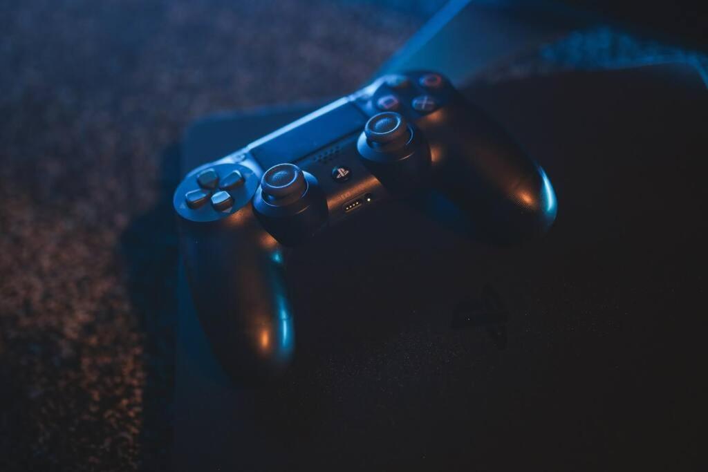 Games And Movies Lounge 7 Bed City Centre Apartment Newcastle upon Tyne Exteriér fotografie