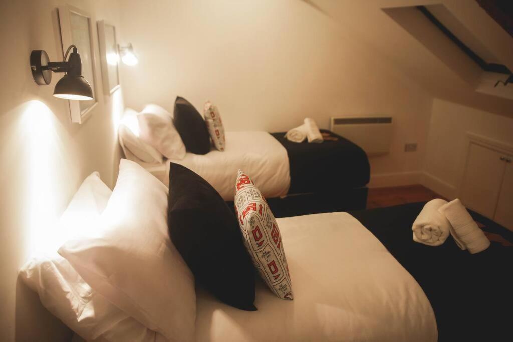 Games And Movies Lounge 7 Bed City Centre Apartment Newcastle upon Tyne Exteriér fotografie
